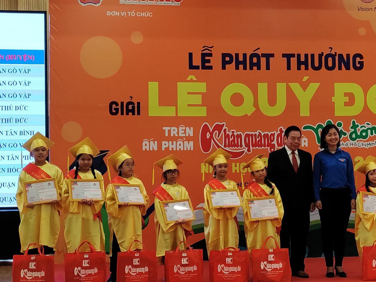 Hoạt động ngoại khóa